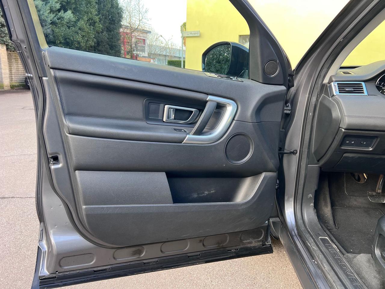 Land Rover Discovery Sport 2.0 TD4 HSE #9050