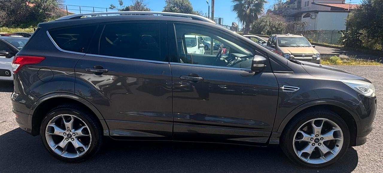 Ford Kuga 2.0 TDCI 180 CV S&S 4WD Powershift Titanium X