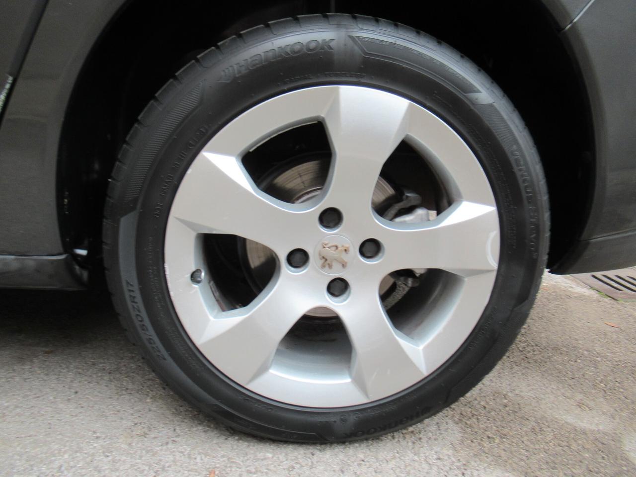 Peugeot 3008 1.6 HDi 112CV Business