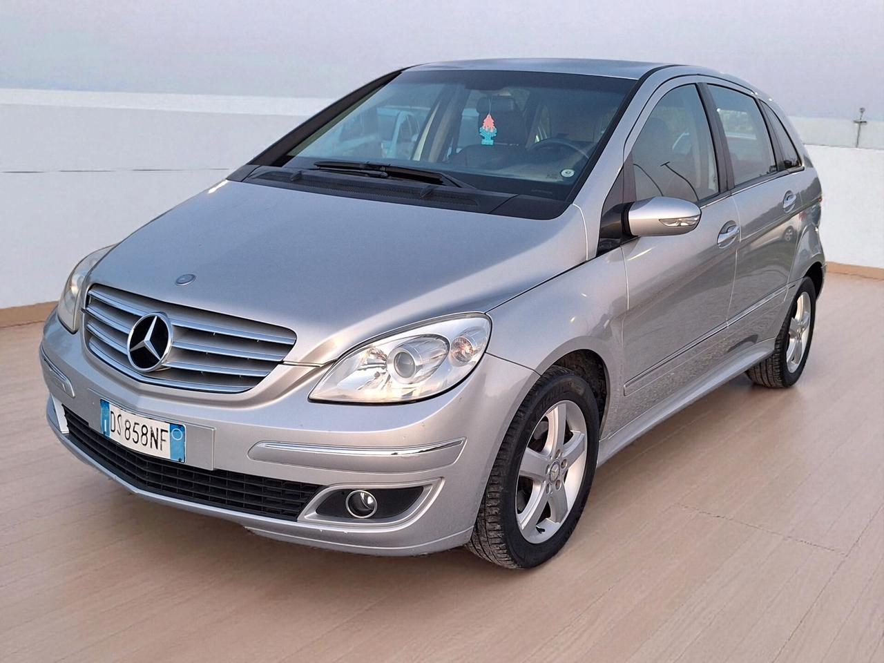 Mercedes-benz B 200 CDI Sport NEOPATENTATI PELLE TEL BLUETOOTH