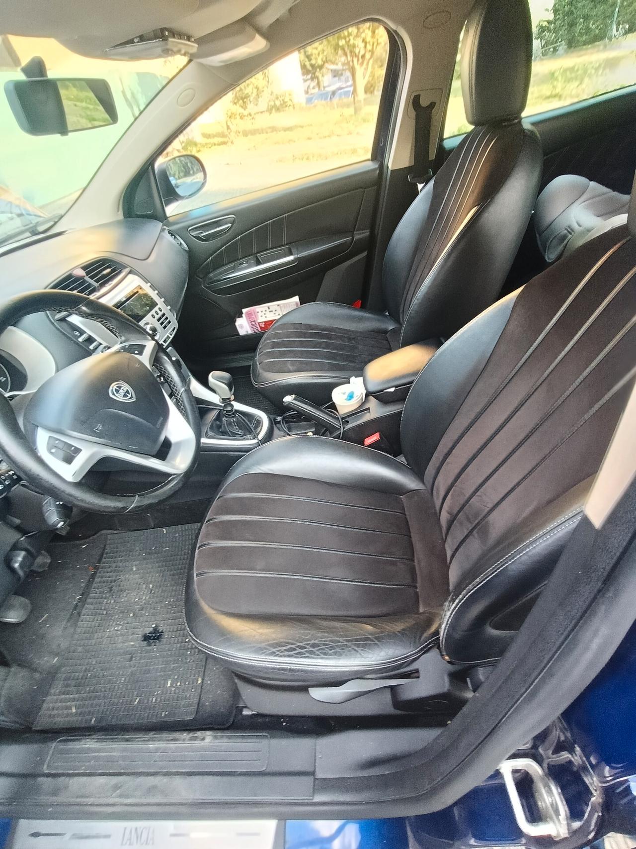 Lancia Delta 1.6 MJT DPF Platino