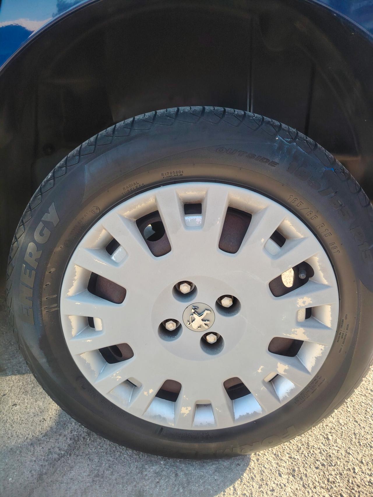 Peugeot Bipper Tepee 1.4 HDi 70CV Outdoor - NEOPATENTATI