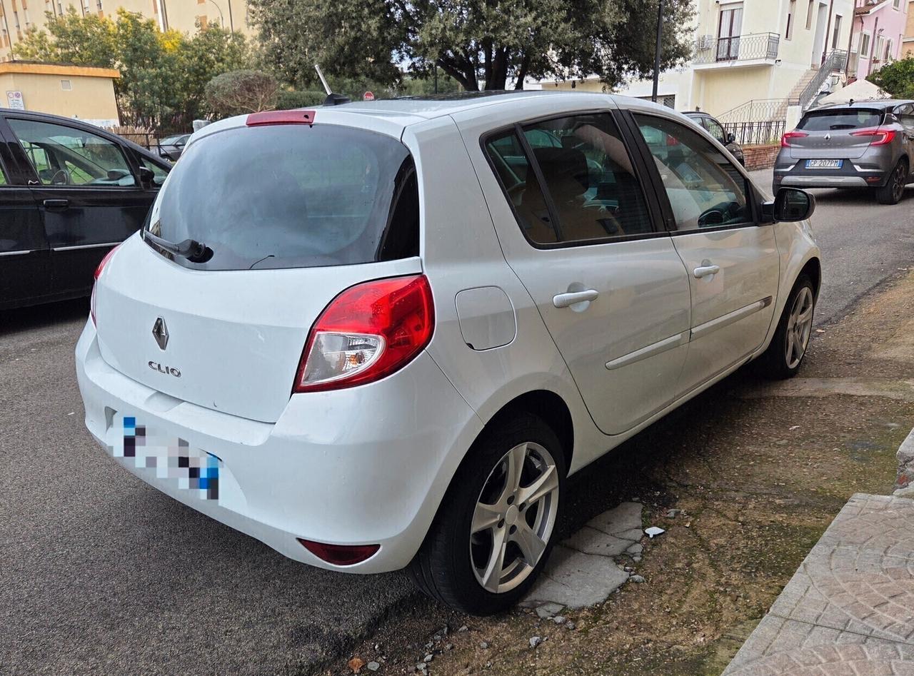 Renault Clio 1.5 dCi FULL-OPTIONAL