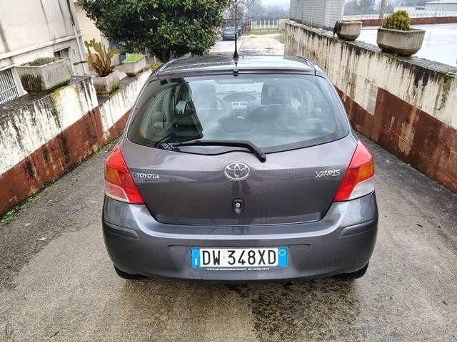 TOYOTA - Yaris - 1.3 5p. Sol GPL