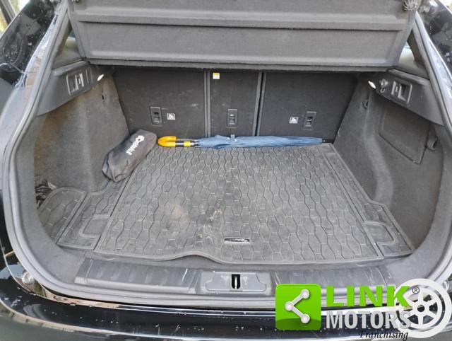 JAGUAR F-Pace 2.0 D 180 CV AWD aut. Portfolio