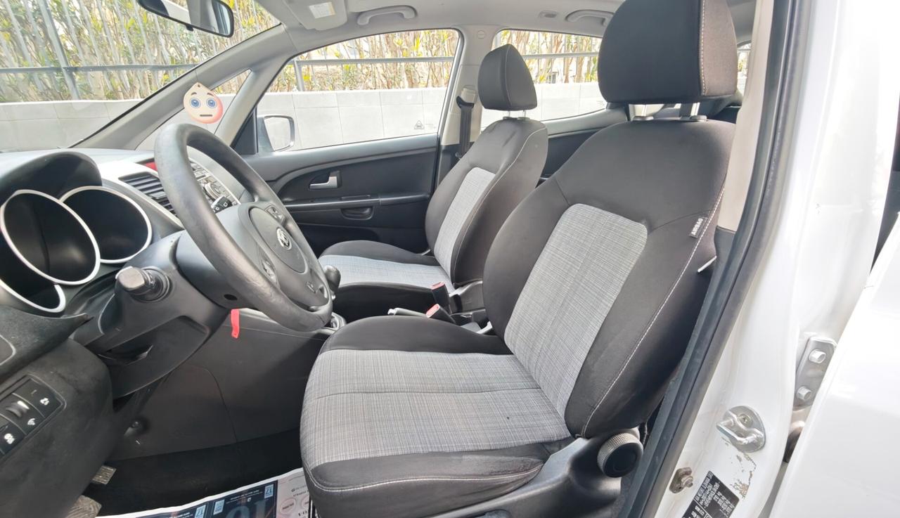 PERFETTA Kia venga 1.4benz 90 CV tetto apribile