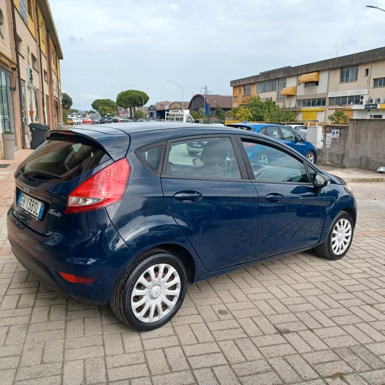 FIESTA 1.4 TDI NEOPATENTATI CON DISTRIBUZIONE E FRIZIONE NUOVI