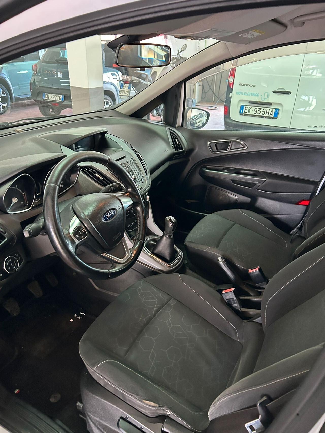 B-Max 1.6 TDCi 95 CV Business Titanium