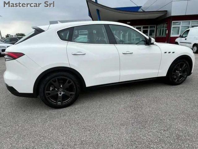 MASERATI Levante Levante 3.0 V6 350cv auto - GD537YH