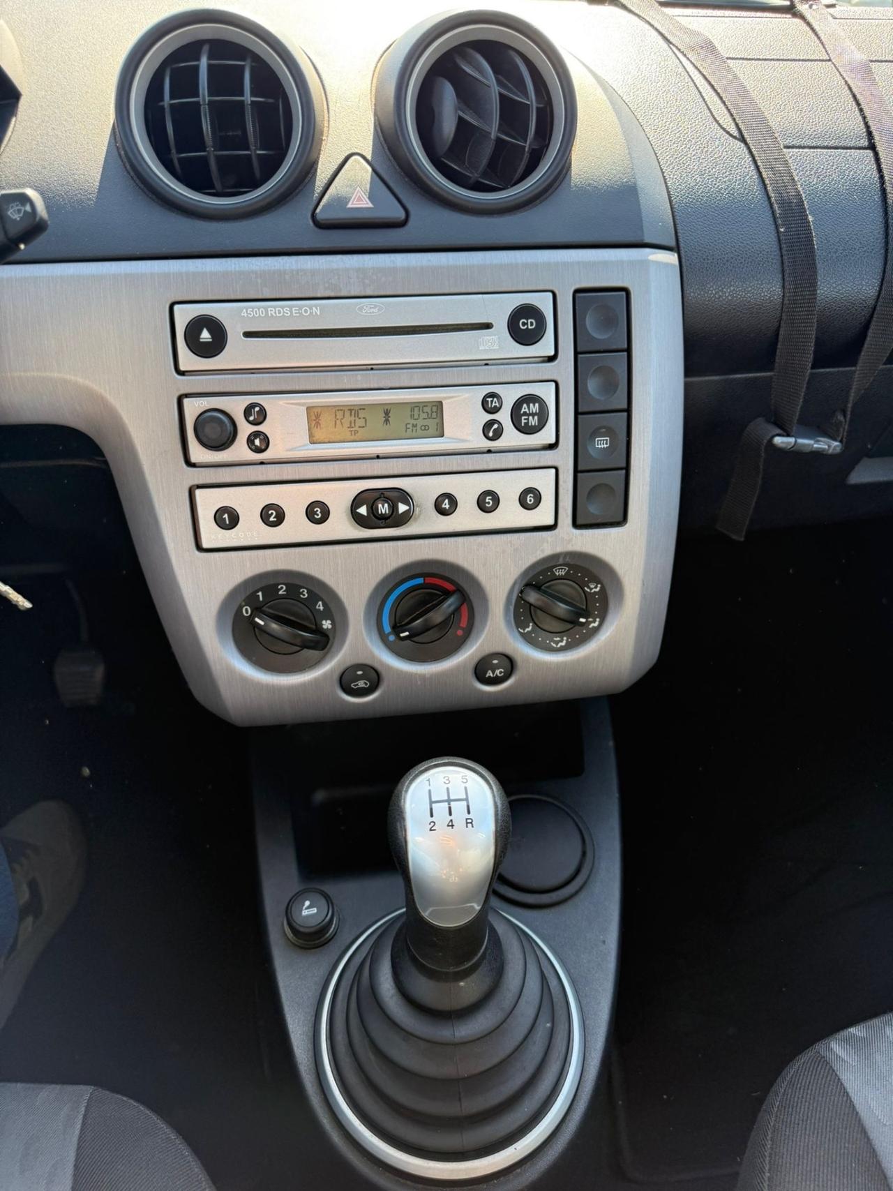 Ford Fiesta 1.4 Diesel- Neopatentati- Unico Proprietario