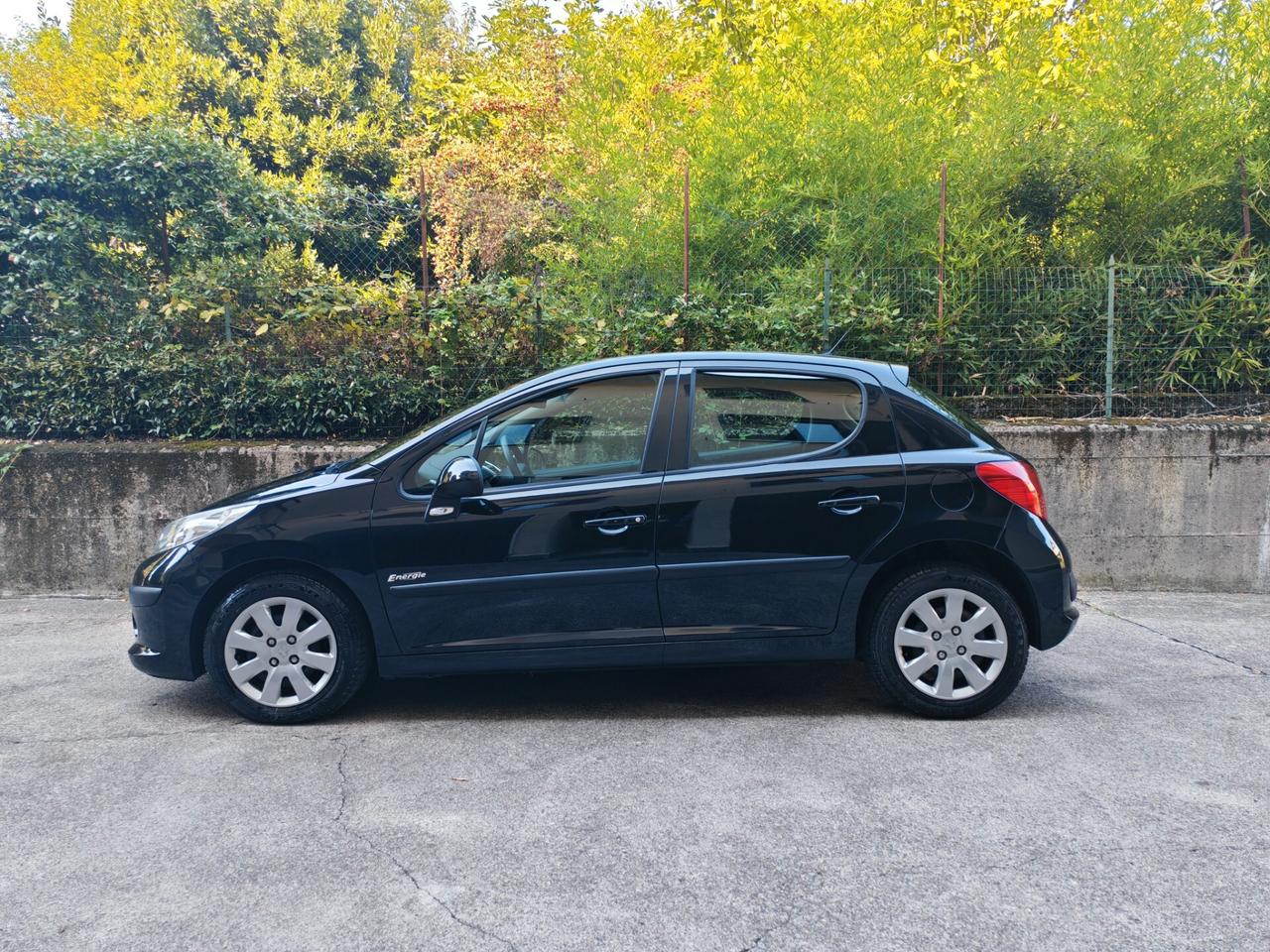 Peugeot 207 1.4 BENZINA 95cv / 43.000km / Unipro
