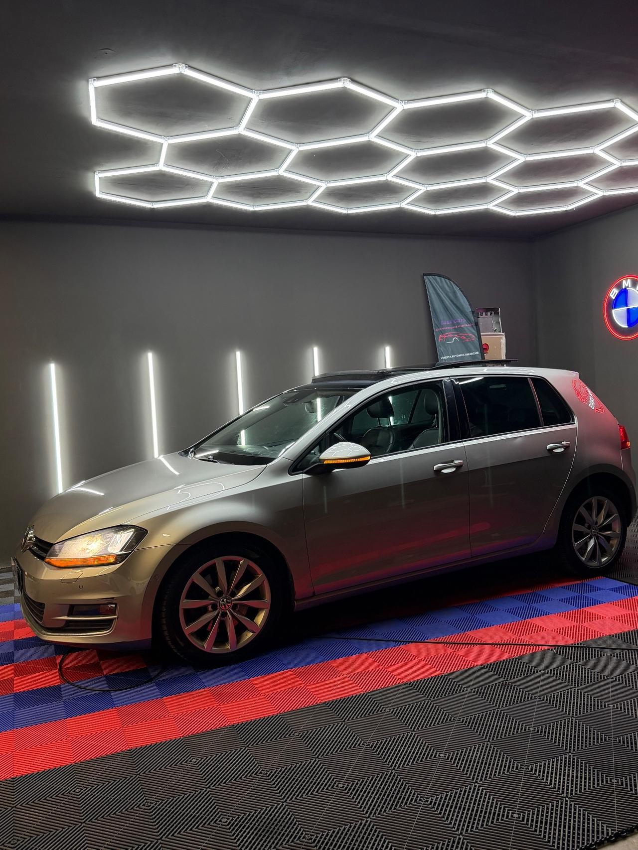 Volkswagen Golf 2.0 TDI 5p. 4MOTION Highline BlueMotion Technology