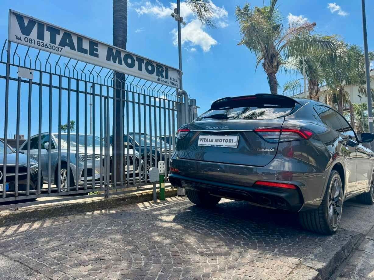 MASERATI LEVANTE MHEV 330 CV AWD GT