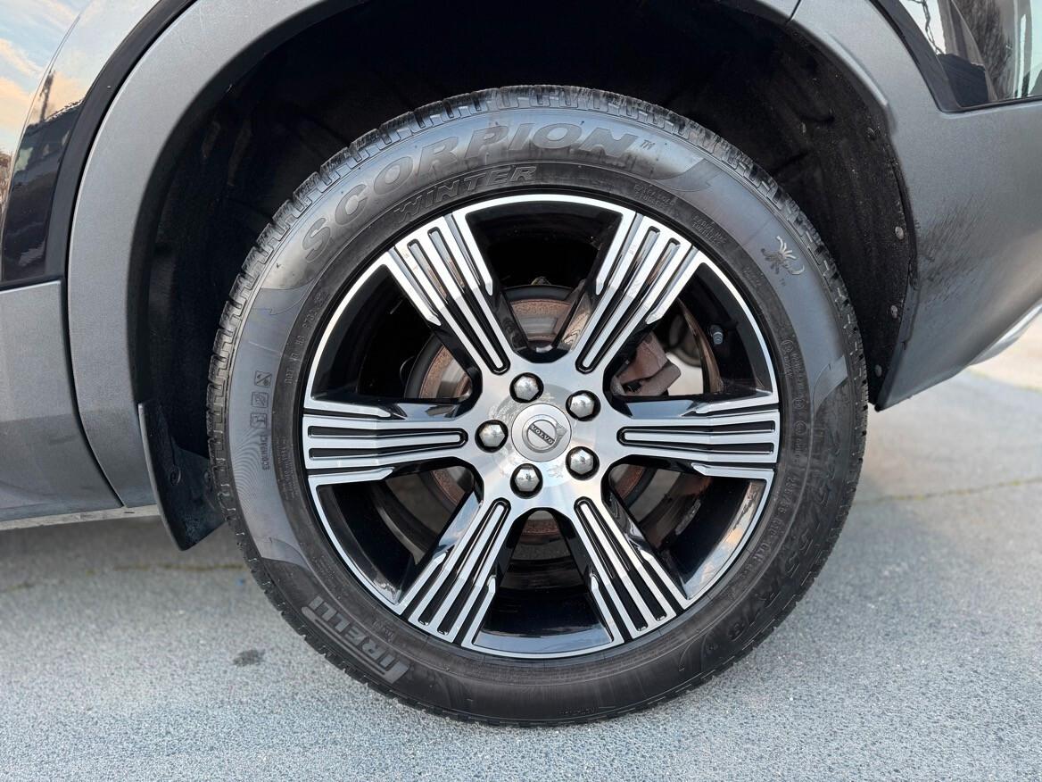 Volvo XC40 D3 Geartronic Inscription PELLE