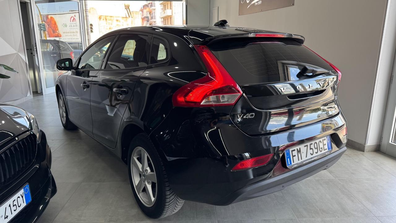 Volvo V40 2.0 120 Cv D2 Momentum-2017