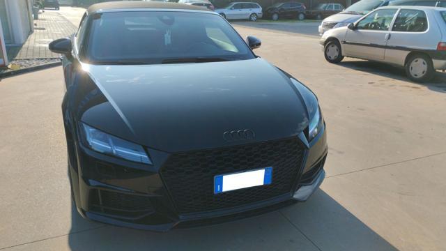 AUDI TT Roadster 1.8 TFSI S tronic Design