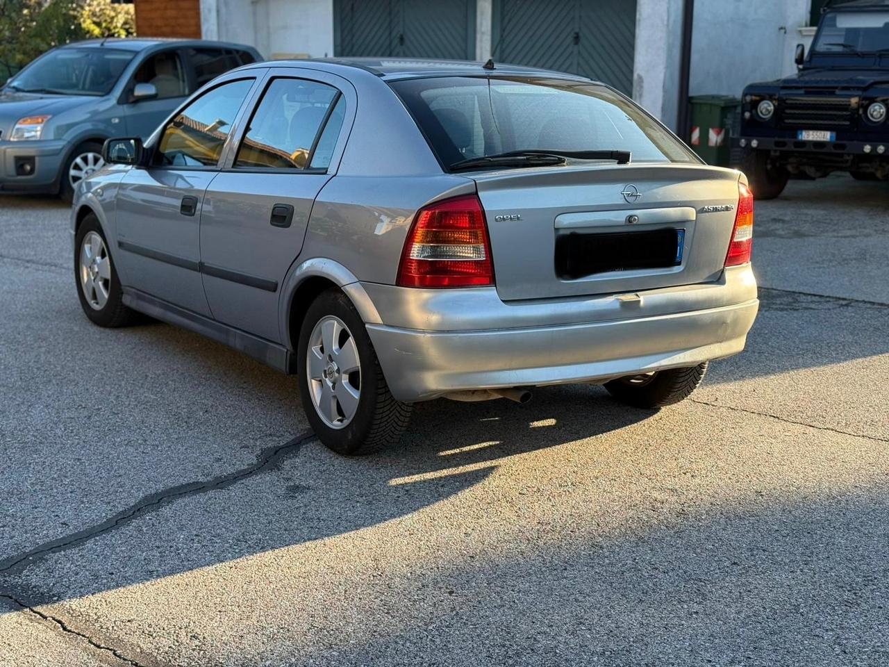 Opel Astra 1.6i 16V cat Station Wagon Club