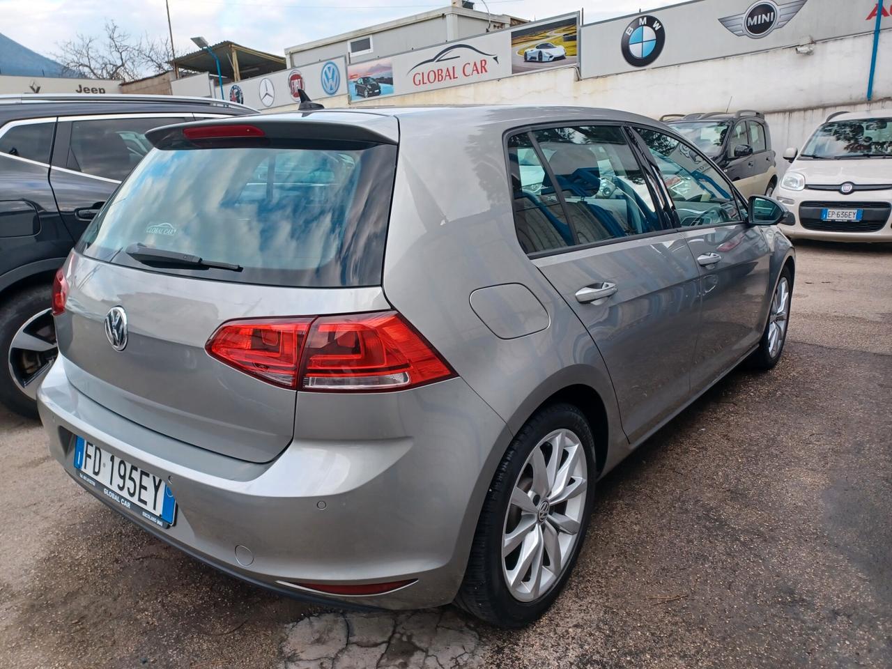 Volkswagen Golf 1.6 TDI DSG 5p. Highline 2016