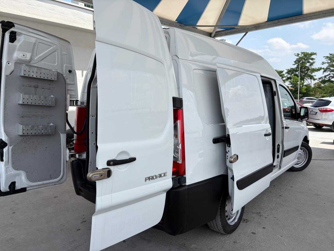 TOYOTA OFFICINA MOBILE L2 H2 PRONTA CONSEGNA