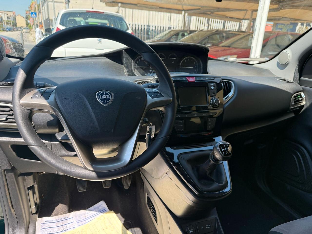LANCIA NEW YPSILON 1,2 B/GPL