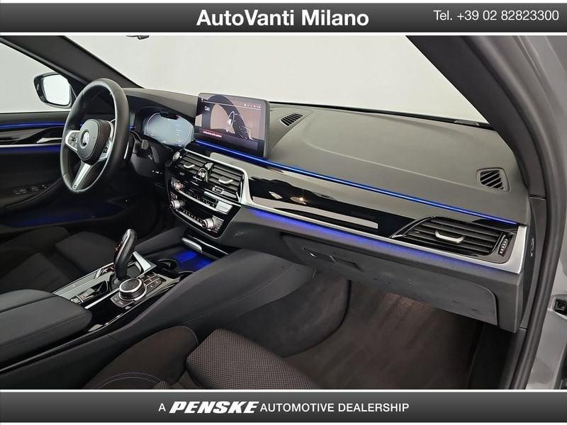 BMW Serie 5 530d Touring mhev 48V xdrive Msport auto