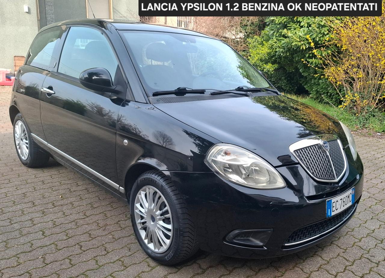 Lancia Ypsilon 1.2 Argento