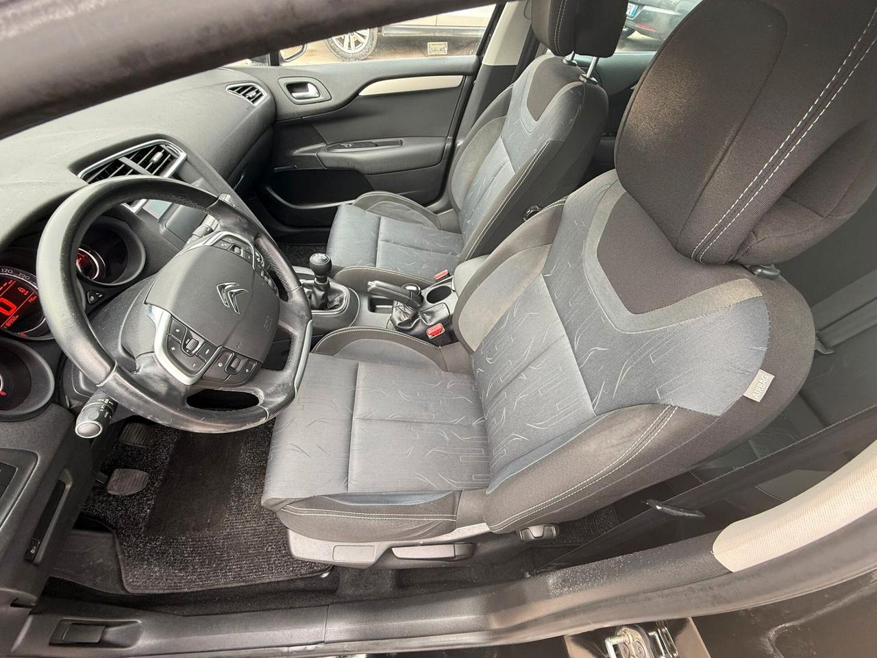 Citroen C4 1.6 vti 120 CV 5P