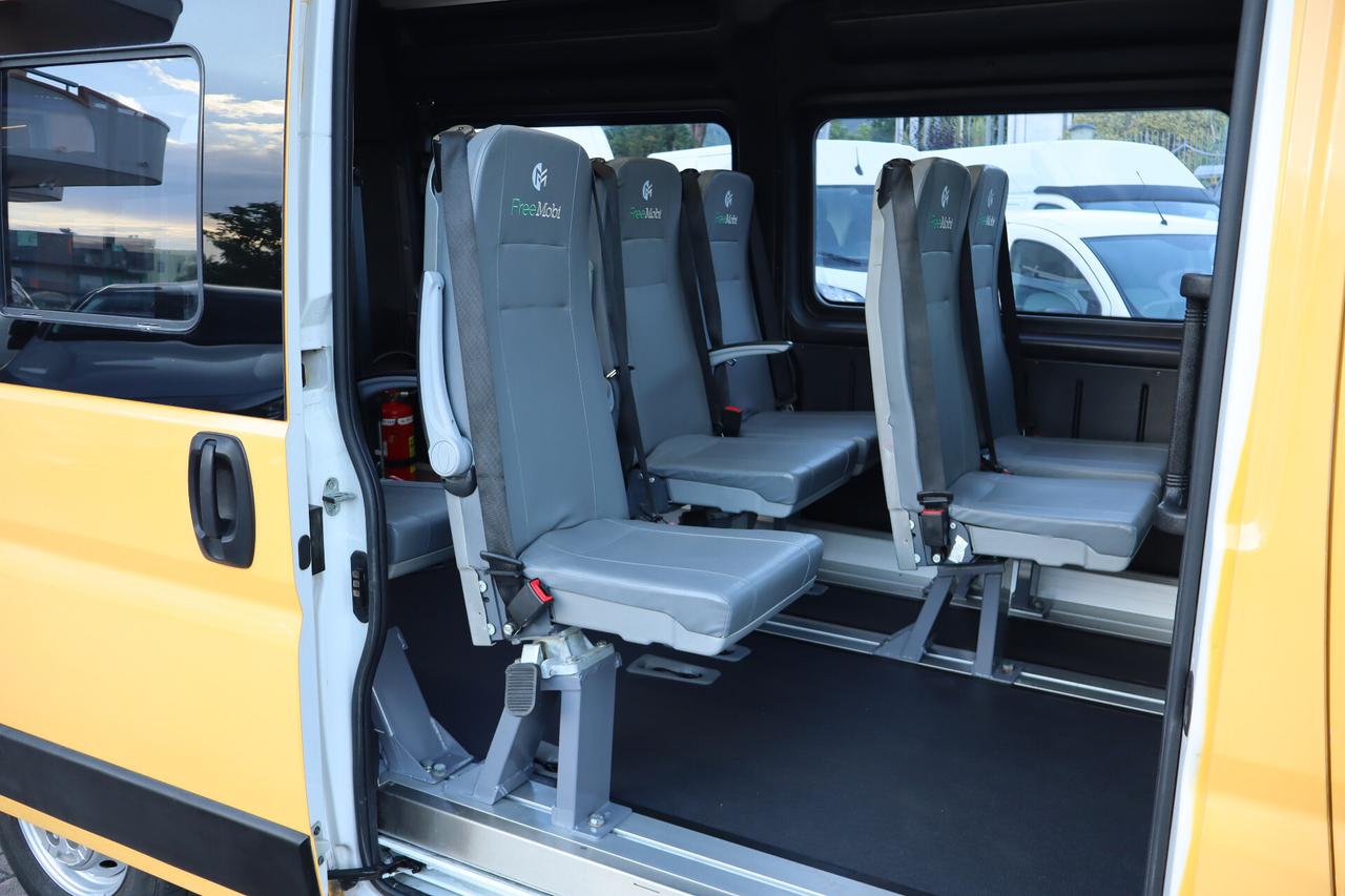 Peugeot Boxer 2.2 Bluehdi 140 Cv - Trasporto Disabili - Sollevatore Elettrico doppio braccio