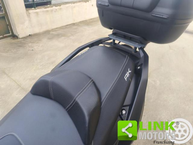 KYMCO AK 550 BLACK