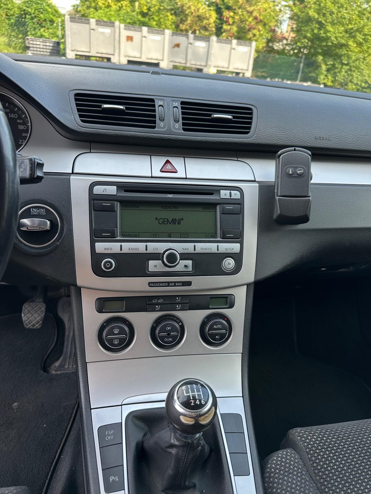 Volkswagen Passat 2.0 TDI DPF 4mot. Var. Highline Unico Prop.