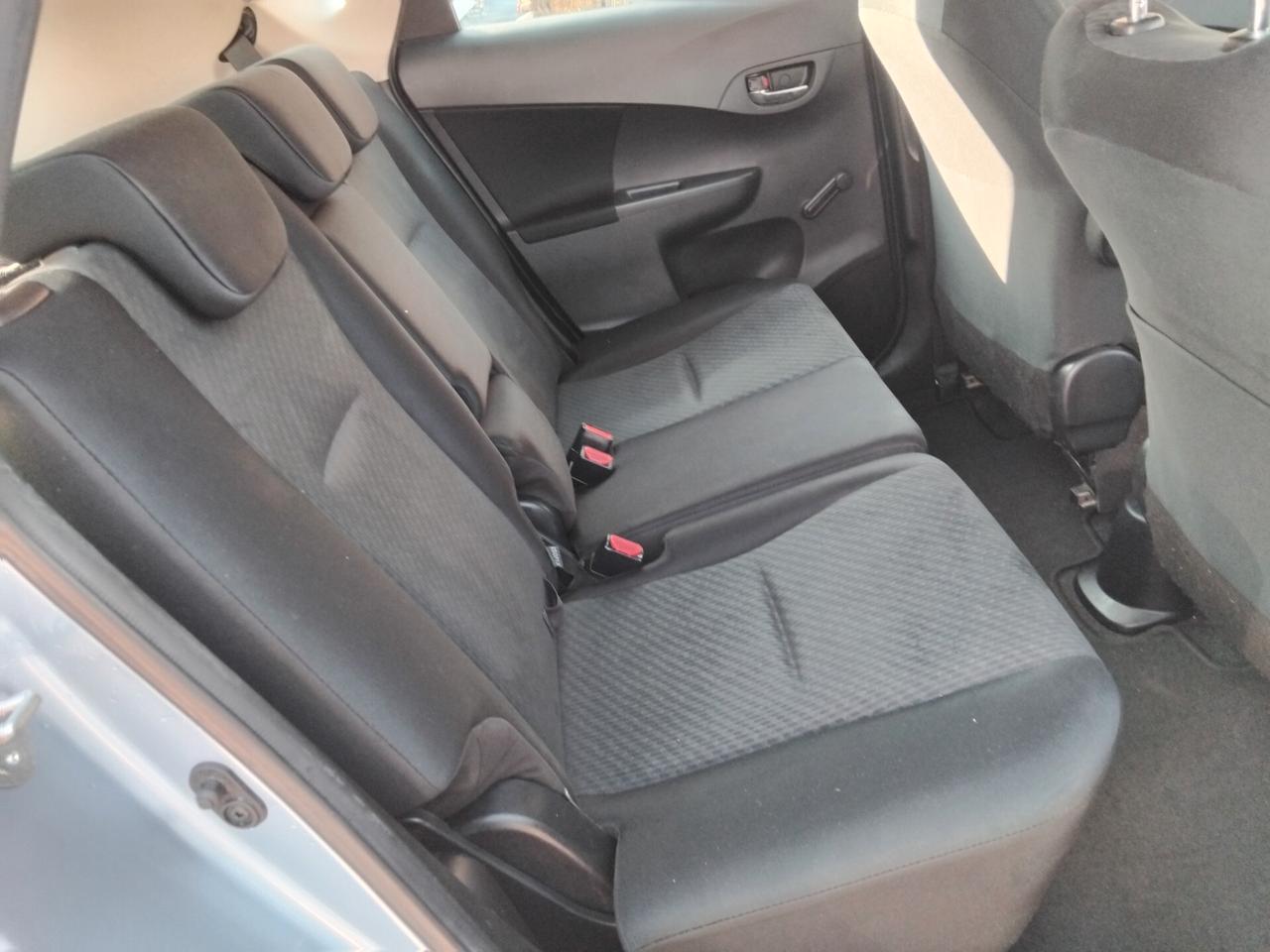 Toyota Verso-S 1.3 MT Active