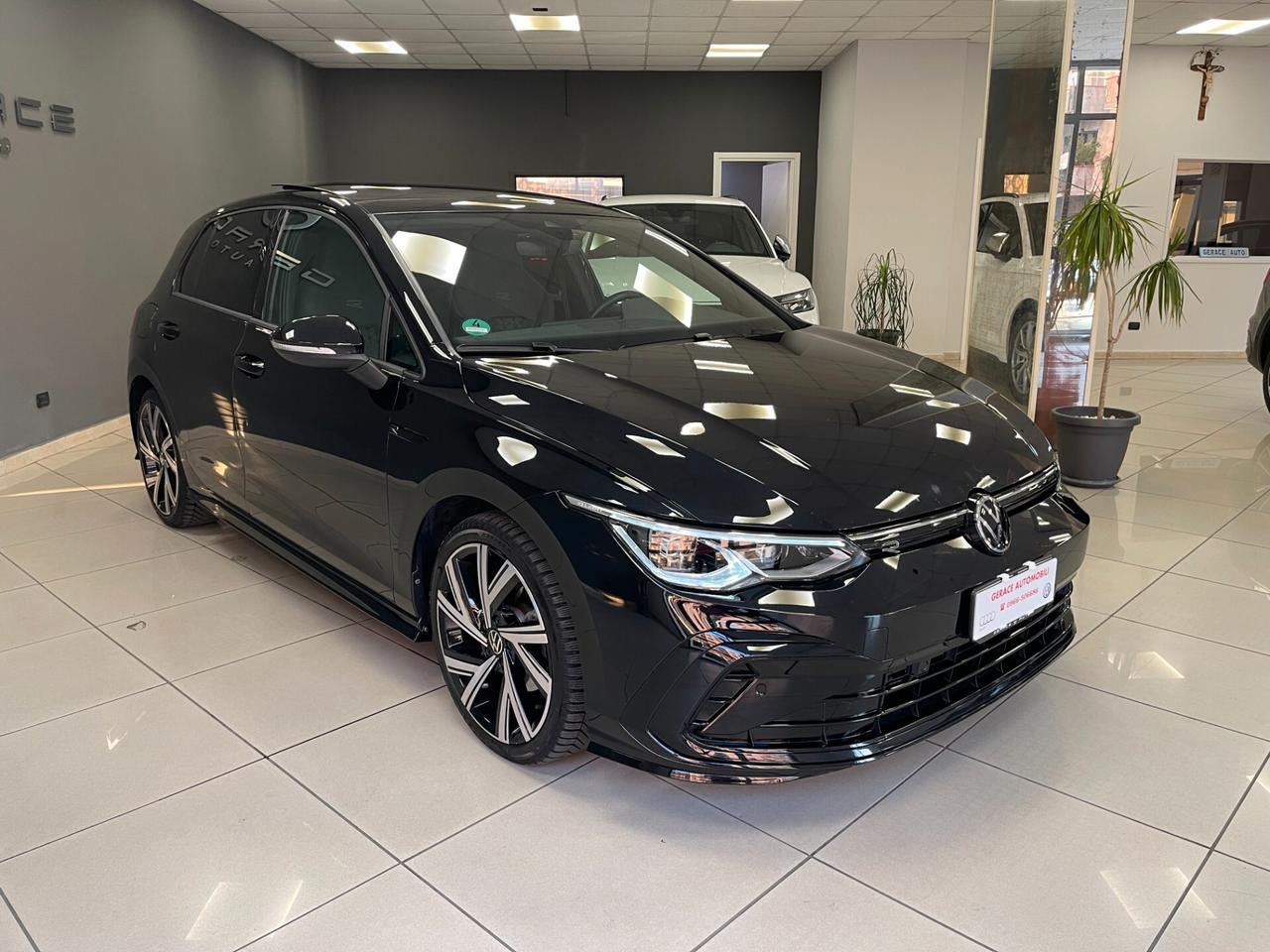 Volkswagen Golf 2.0 TDI 150cv DSG R-Line