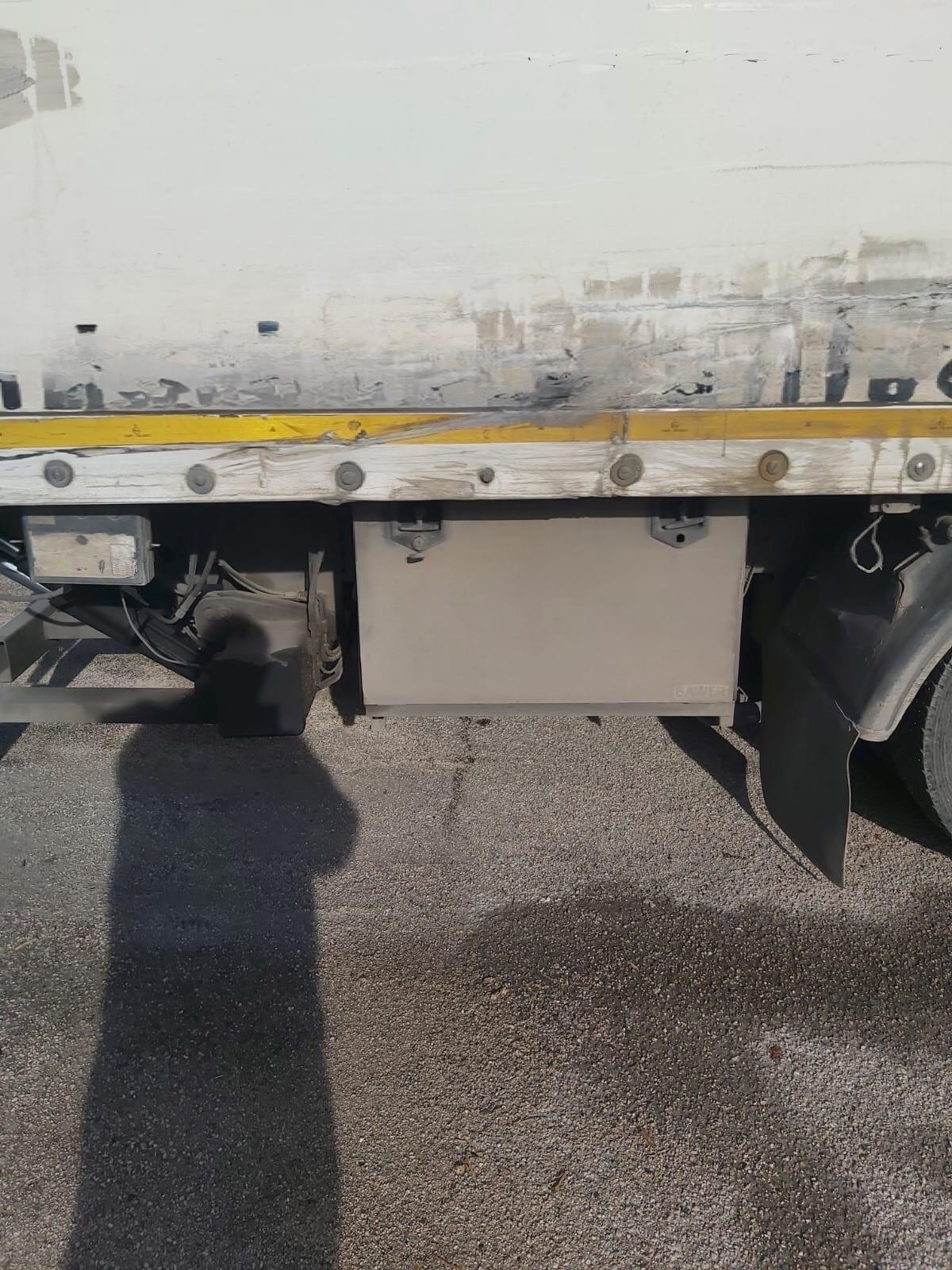 Iveco Eurocargo 120 e24 sponda idraulica