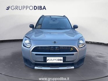 MINI Mini Countryman U25 Mini Countryman SE Favoured all4