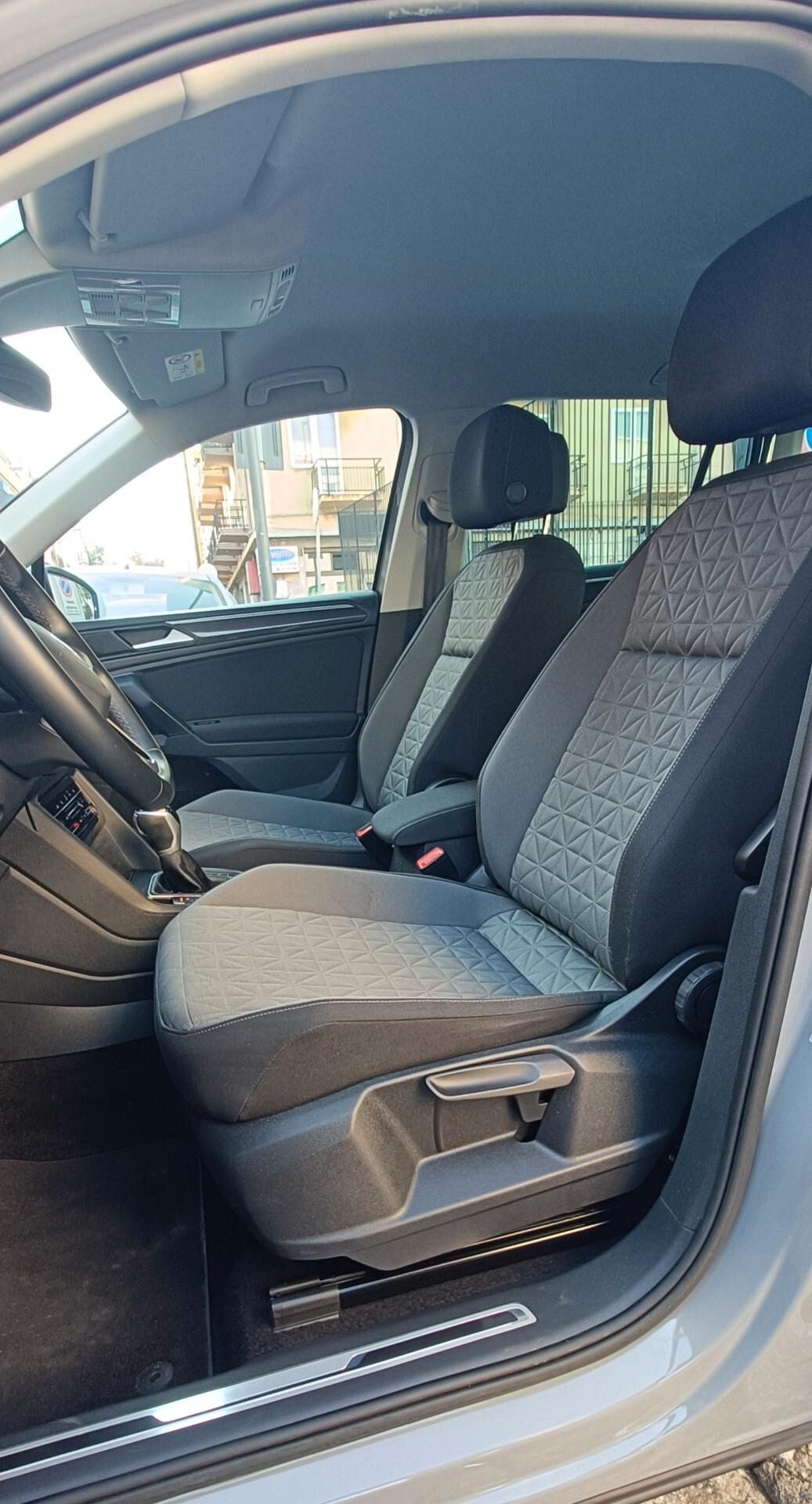 Volkswagen Tiguan 2.0 TDI 150 CV SCR DSG R-Line