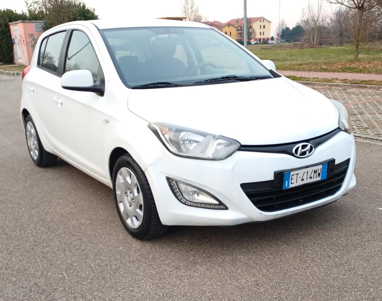 Hyundai i20 1.2 5p. Econext Sound Edition