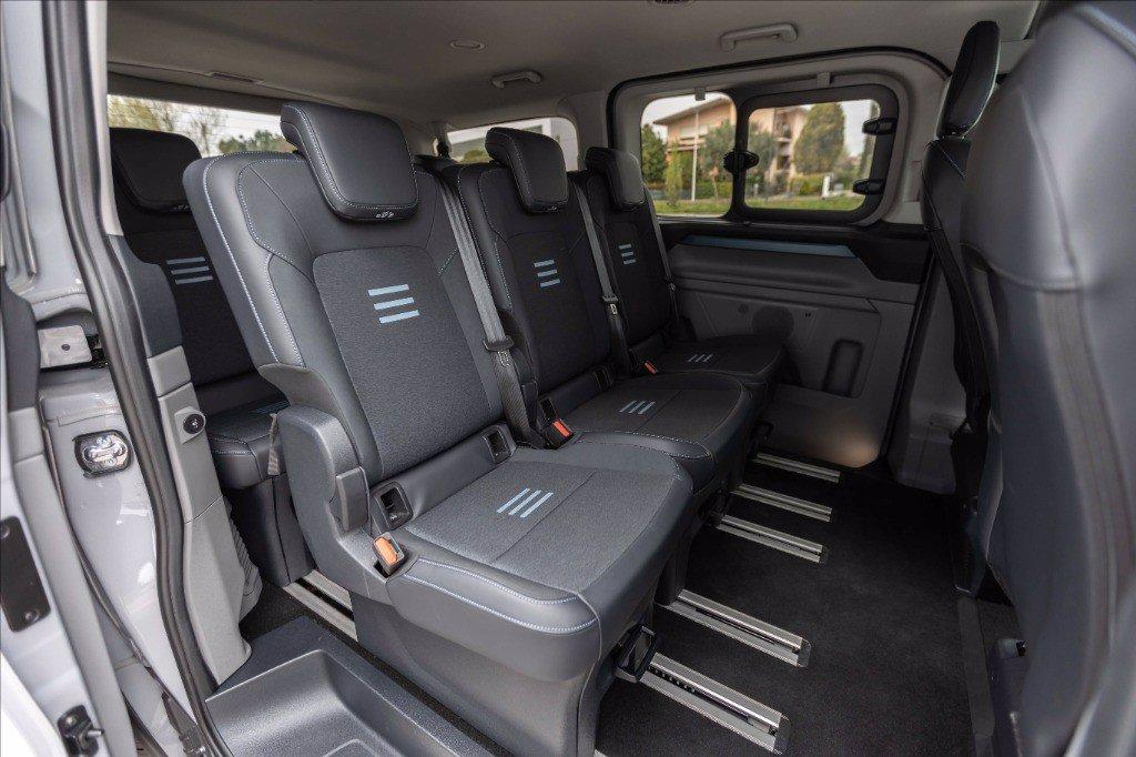 FORD Tourneo Custom V710 320 2.0 ecoblue 170cv Active L1H1 AWD A8 del 2025