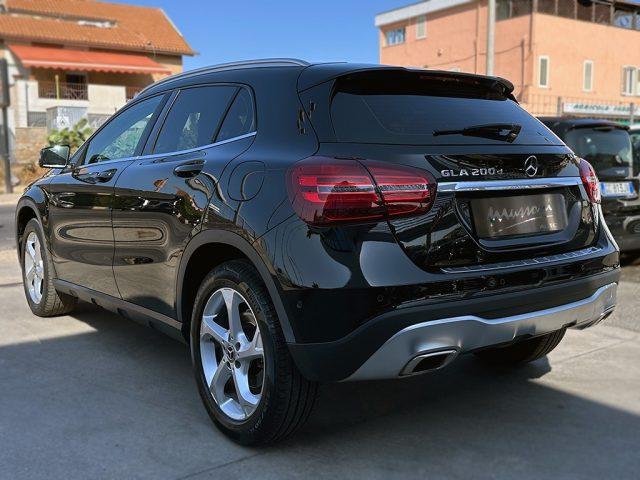 MERCEDES-BENZ GLA 200 d Automatic Sport