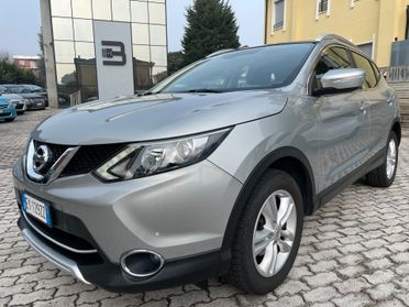 Nissan Qashqai 1.5 dCi DPF Tekna NAVI RETROCAMERA