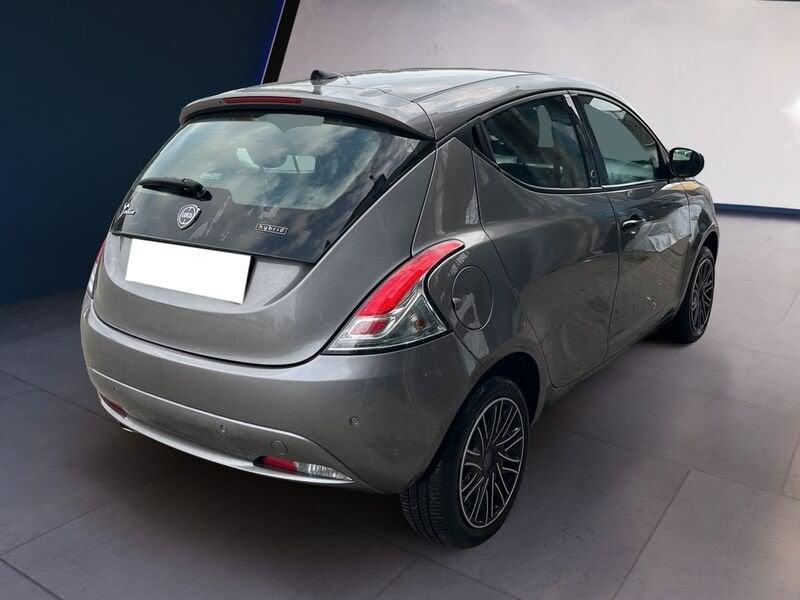 Lancia Ypsilon III 2021 1.0 firefly hybrid Gold s&s 70cv 5p.ti