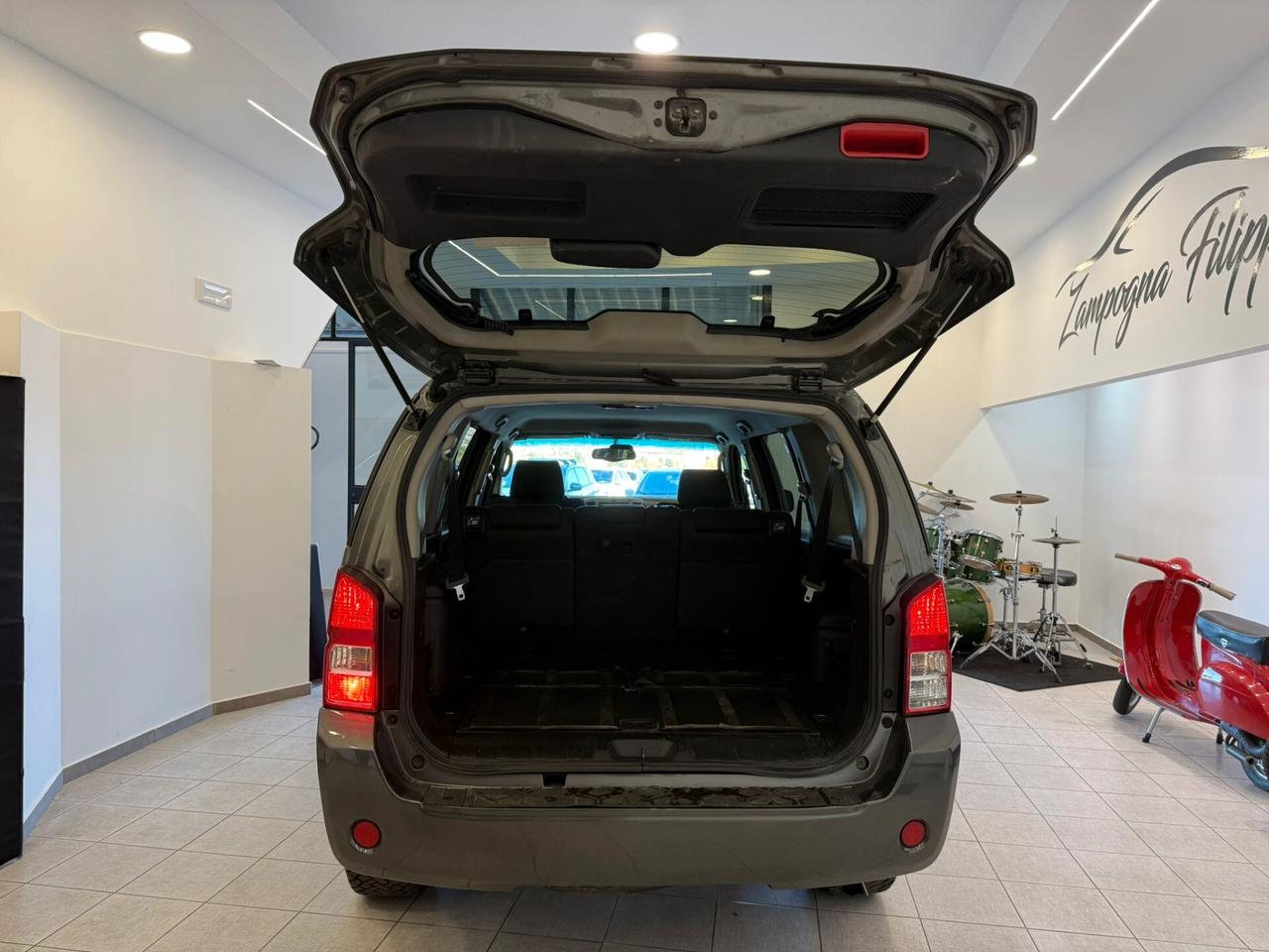 Nissan Pathfinder 2.5 dCi 174cv LE 2006