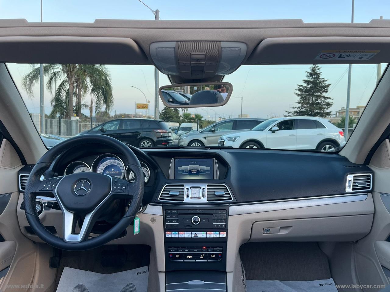 MERCEDES-BENZ E 220 BlueTEC Cabrio Sport