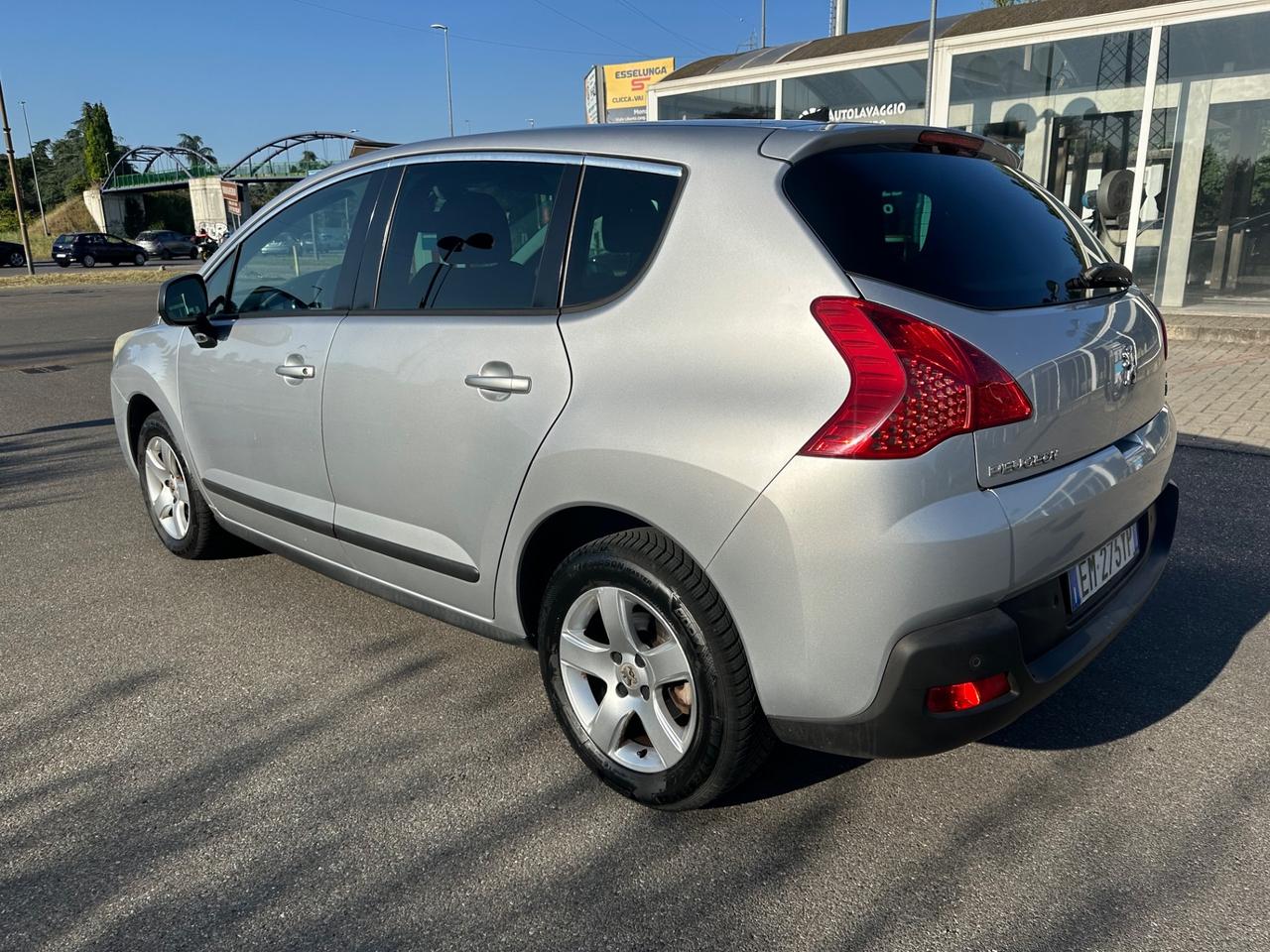 Peugeot 3008 1.6 e-HDi 112CV cambio robotizzato Stop&Start Access
