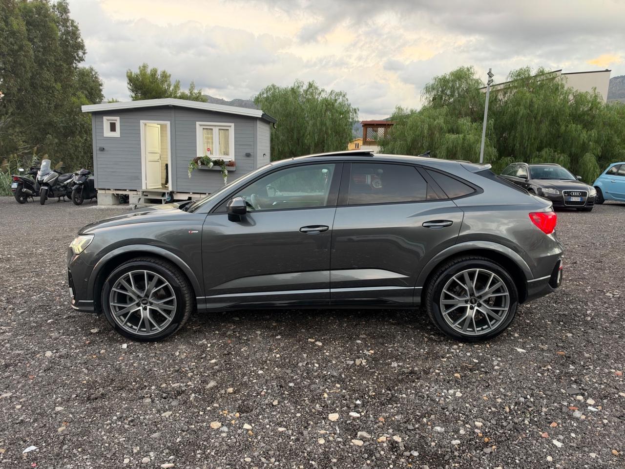 Audi Q3 35 TDI quattro S tronic line edition
