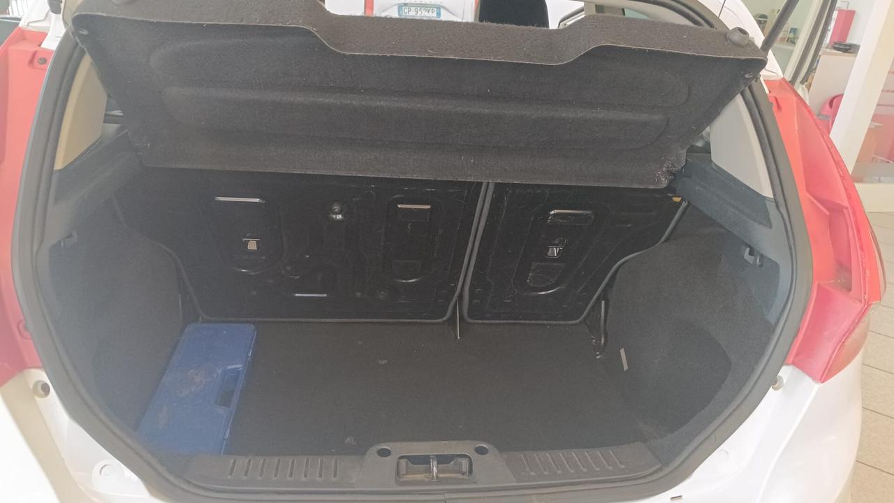 FORD FIESTA 1.2 BENZINA 82CV 3 PORTE