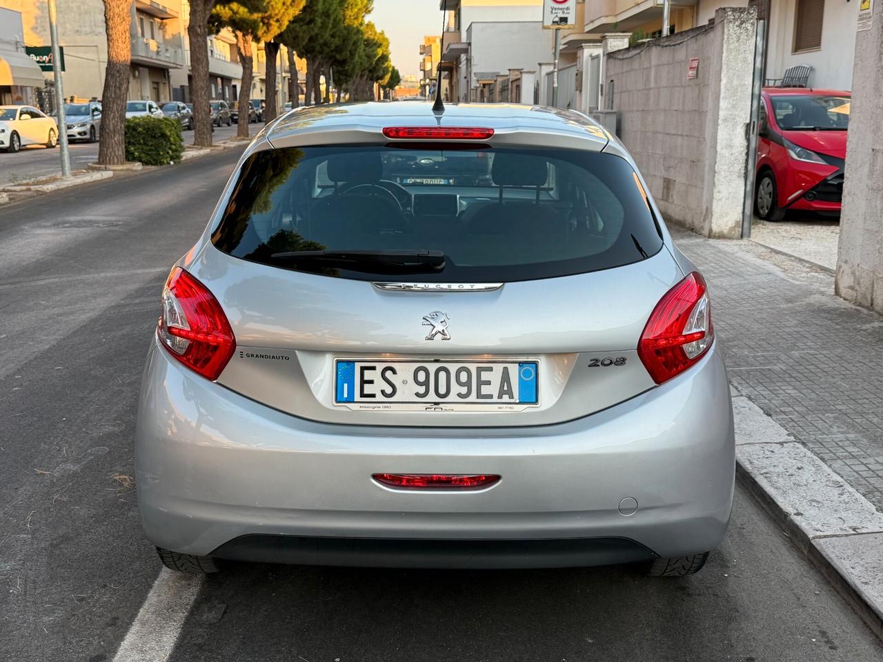 Peugeot 208 1.0 VTi 68CV 5P *KM 79.000 - 2013