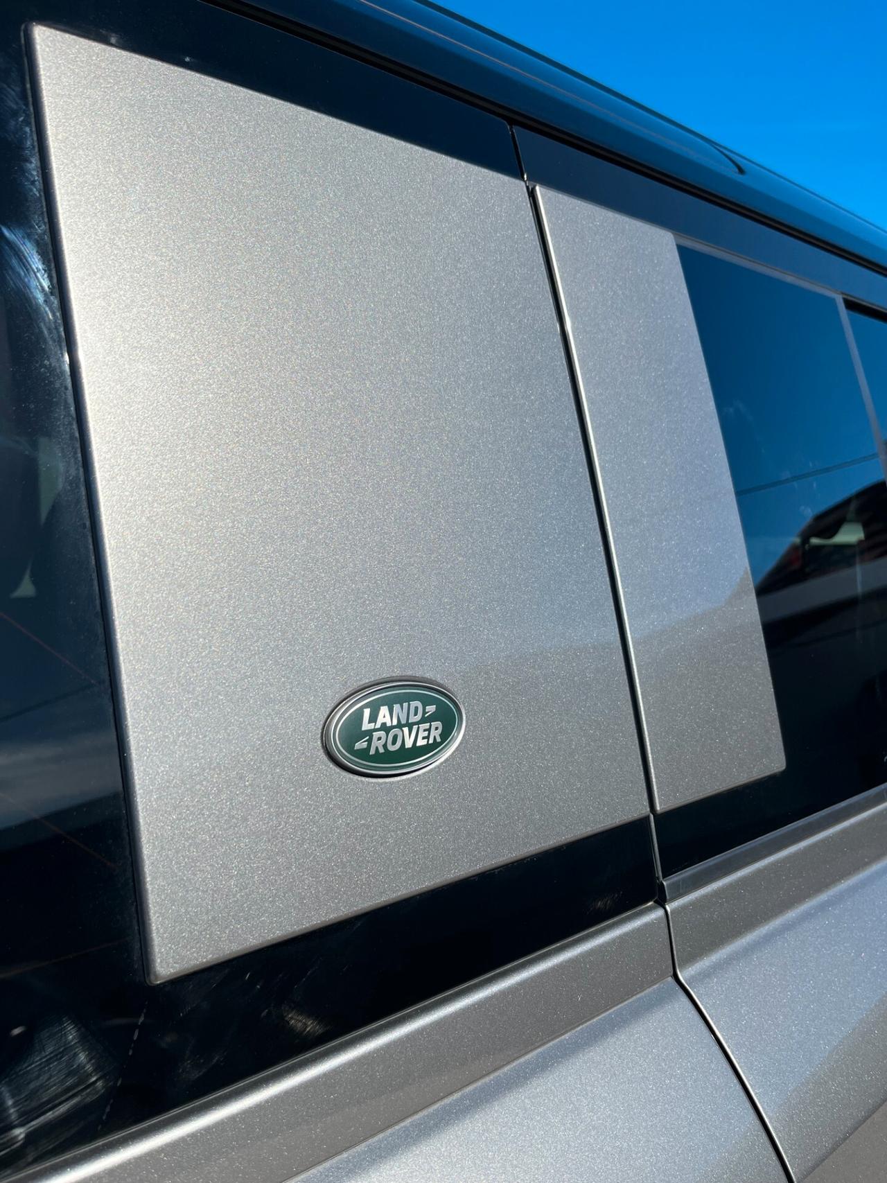 Land Rover Defender 110 3.0D I6 200 CV AWD Auto X-Dynamic SE omologato autocarro
