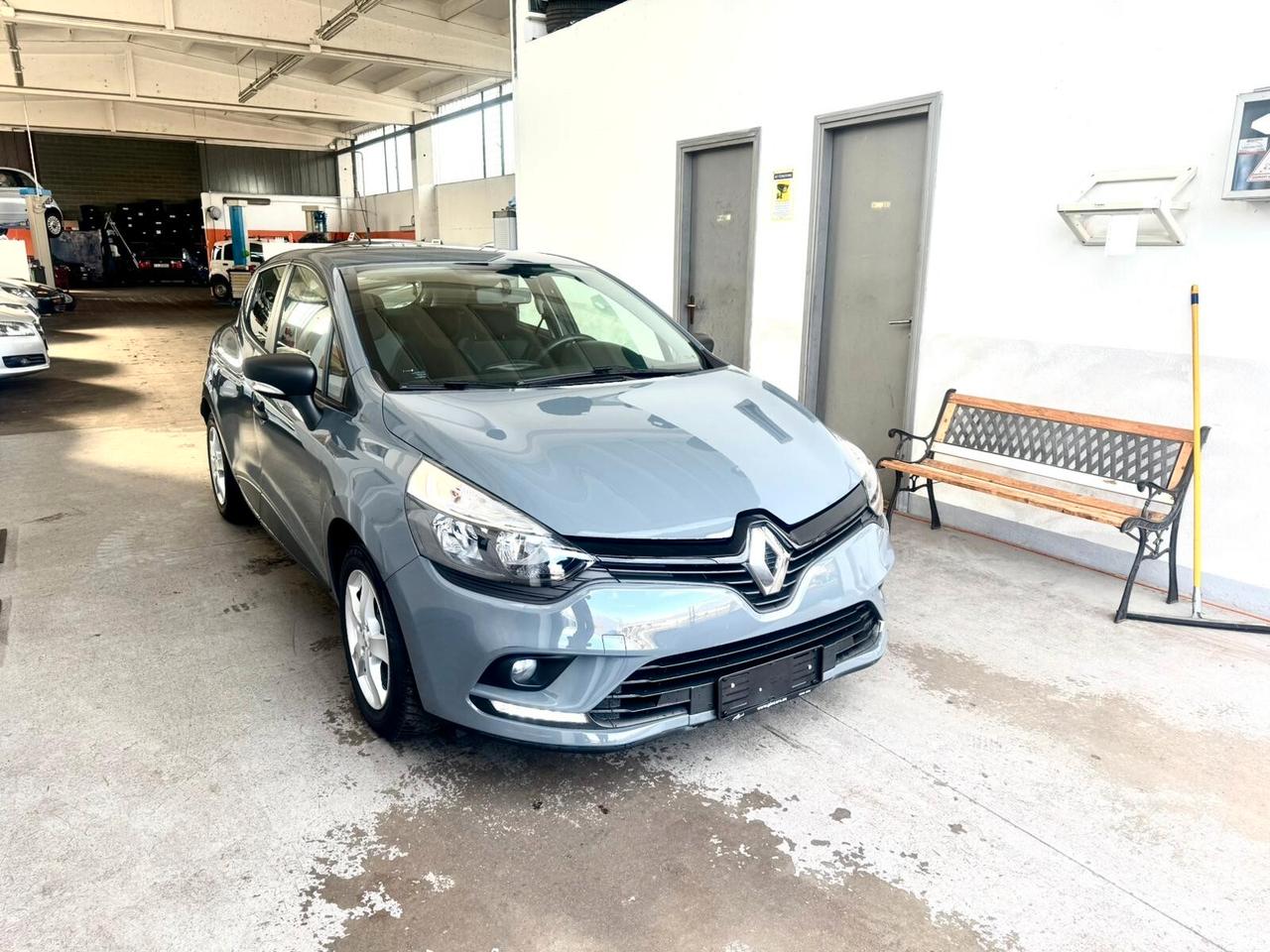 Renault Clio TCe 12V 75 CV 5 porte OK Neopatentati