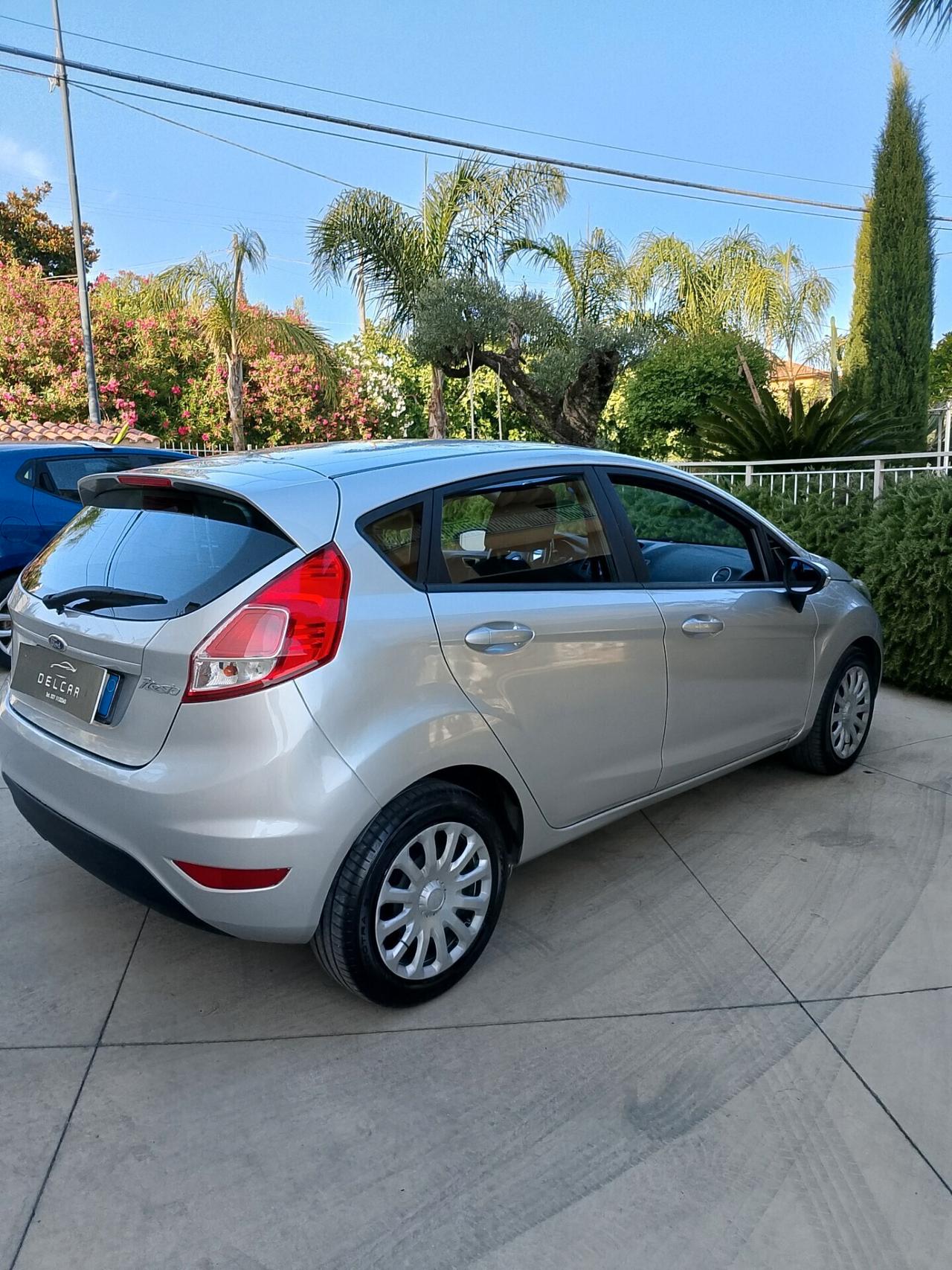 Ford Fiesta 1.2 60CV 5 porte Titanium