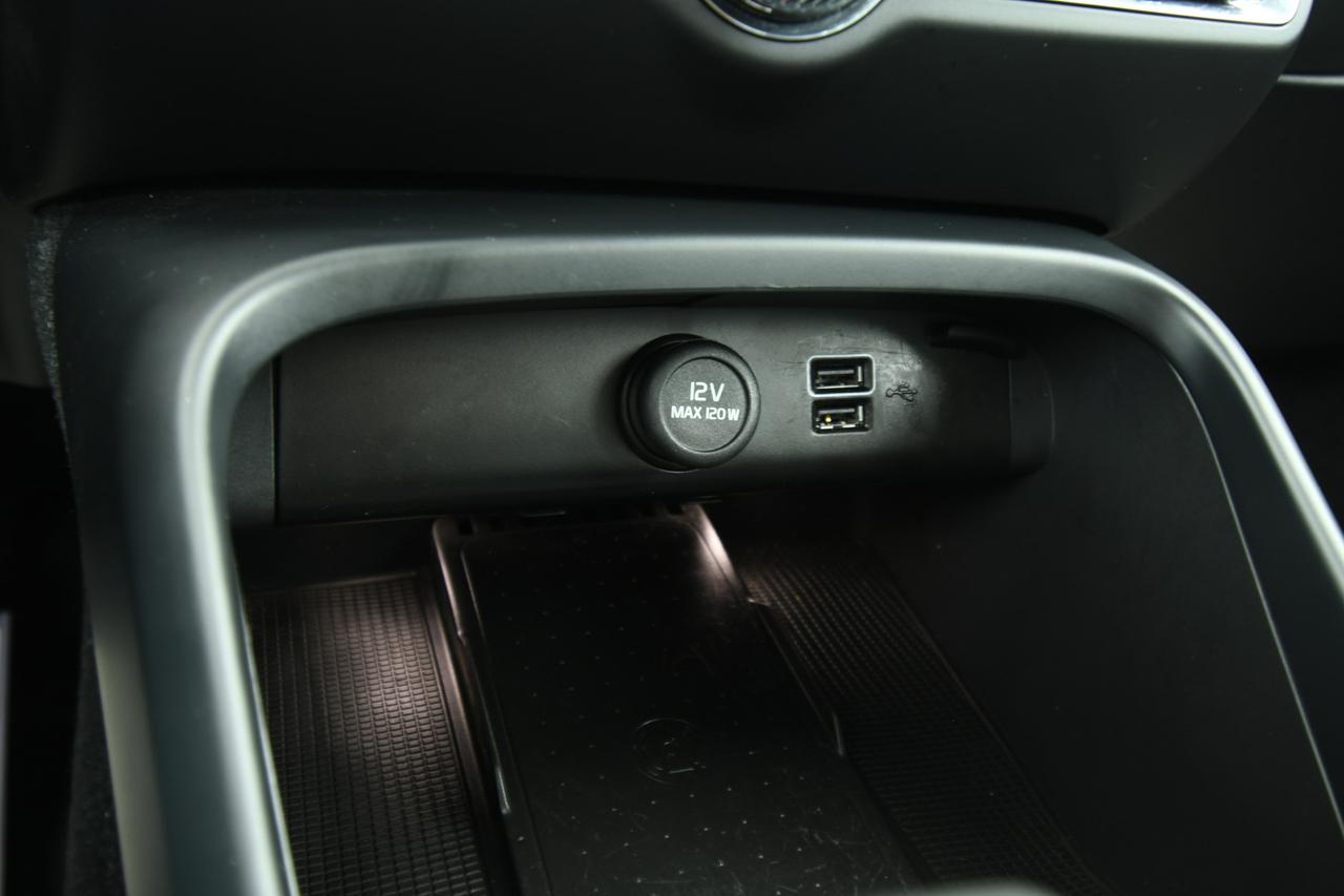 VOLVO XC40 1.5 t4 recharge phev Core auto NEOPATENTATI+CAMERA+APP CONNECT